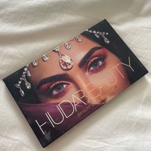 HUDA BEAUTY DESERT DUSK PALETTE 18-COLORS EYESHADOW
